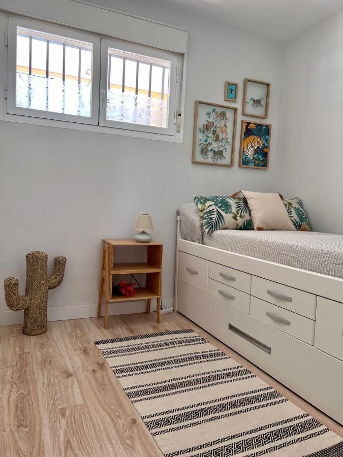 Suite Bonalba Alicante Exterior photo